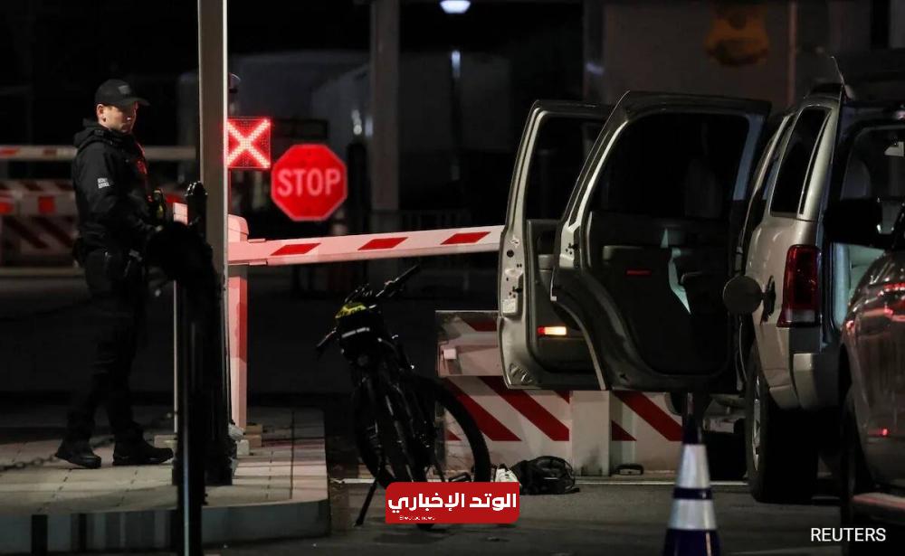 اصطدام سيارة بالحاجز الأمني للبيت الأبيض