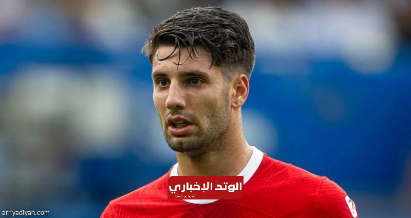 الإصابة تحرم ليفربول من سوبوسلاي