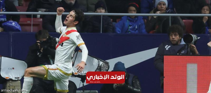 كاميلو يعيد فاليكانو إلى الانتصارات
