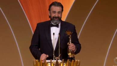 كريم عبد العزيز يفوز بجائزة الممثل المفضل فئة السينما في حفل جوائز Joy Awards 2024