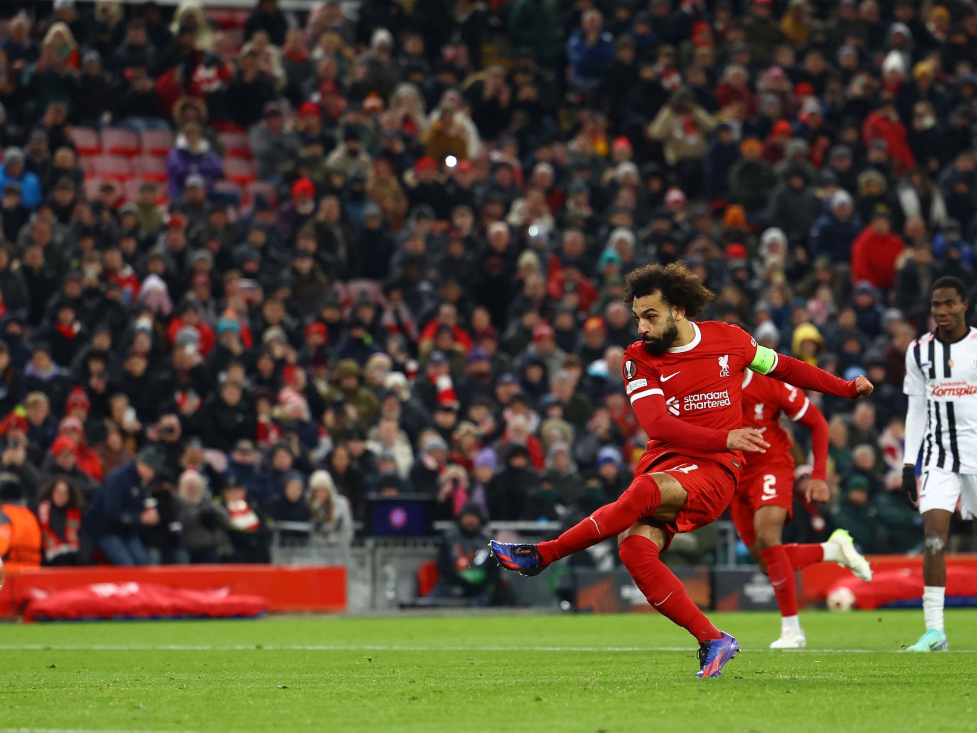 بسبب بطولتي كأس آسيا وأمم أفريقيا.. نجوم يغيبون عن البريميرليغ