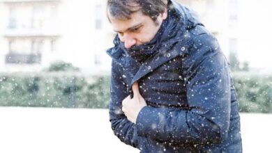ماذا يفعل الشتاء ببشرتك؟.. نصائح لمواجهة الجفاف