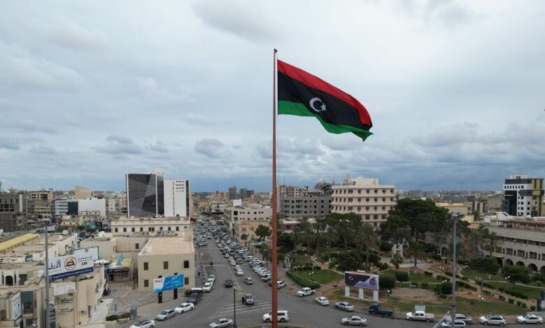 العلم الليبي في العاصمة الليبية